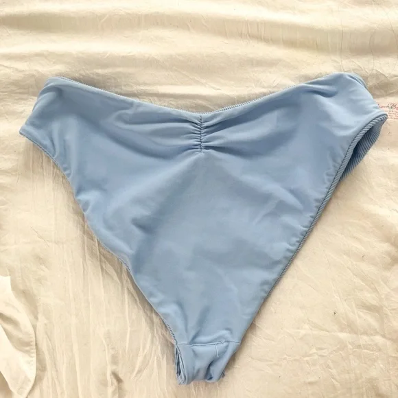 Beach Babe Swimwear Bikini - Picture 5 of 6